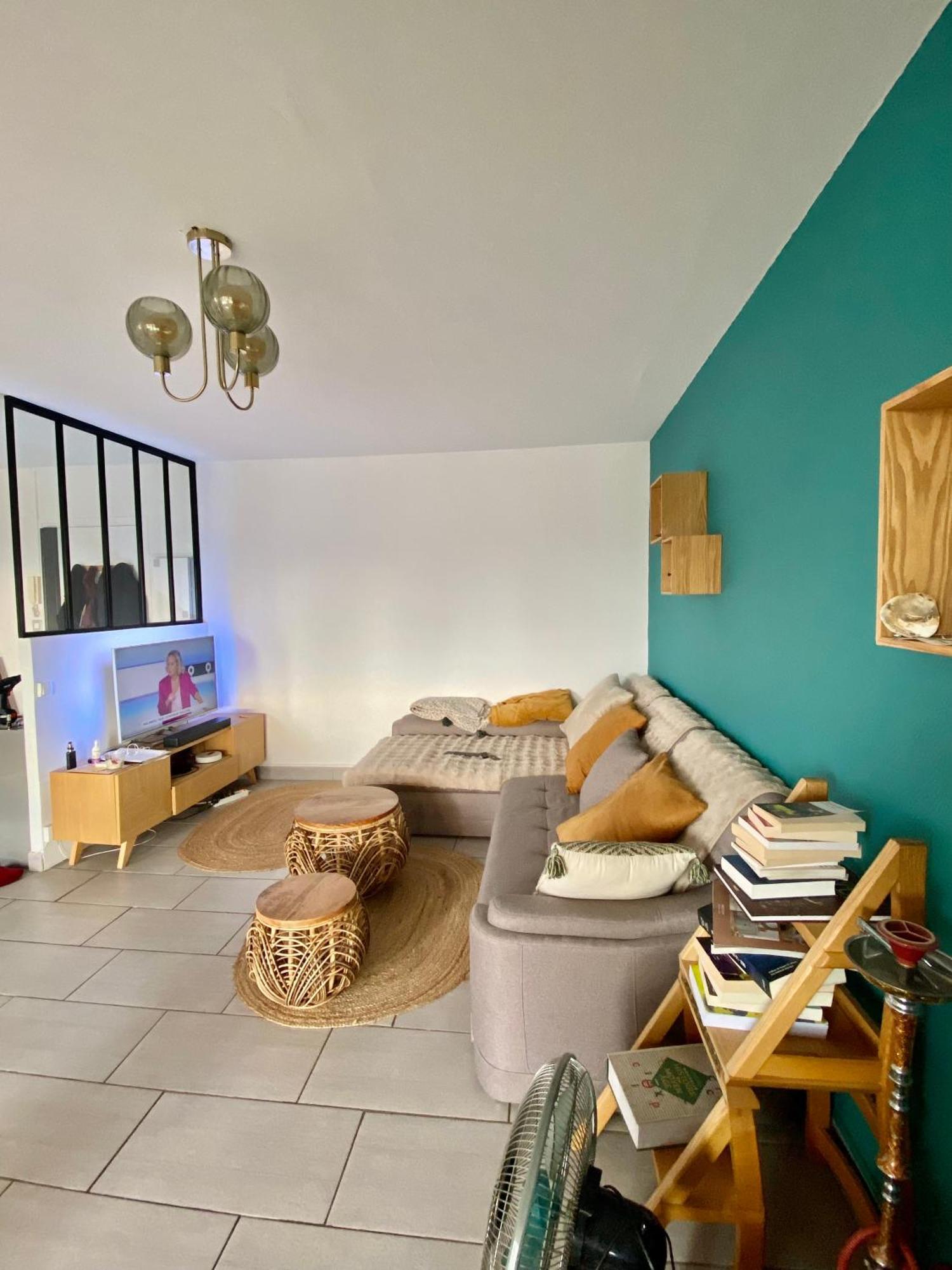 Appartamento Le Paisible Décines-Charpieu Esterno foto